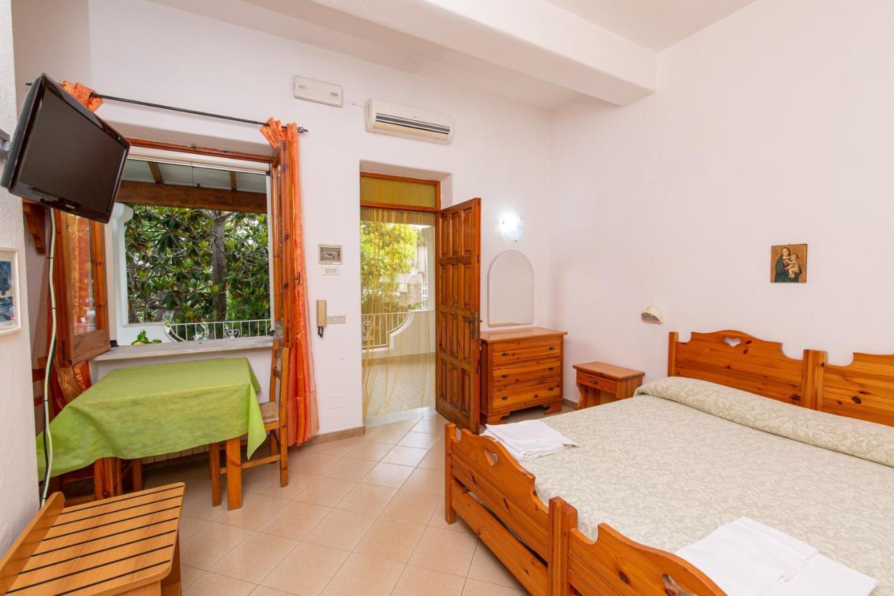 Forio di Ischia Residence Villa Tina المظهر الخارجي الصورة